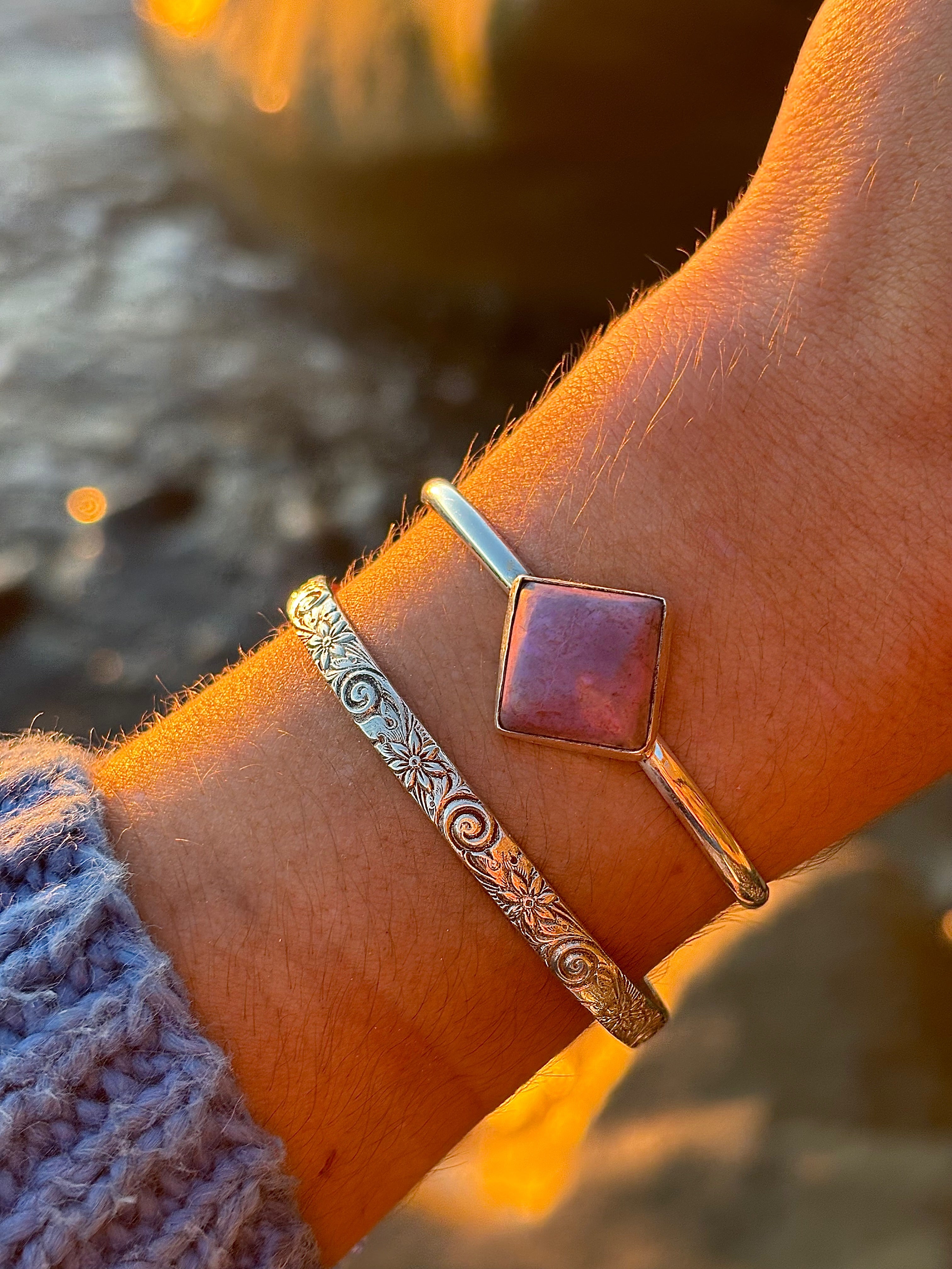 Daisy Cuff
