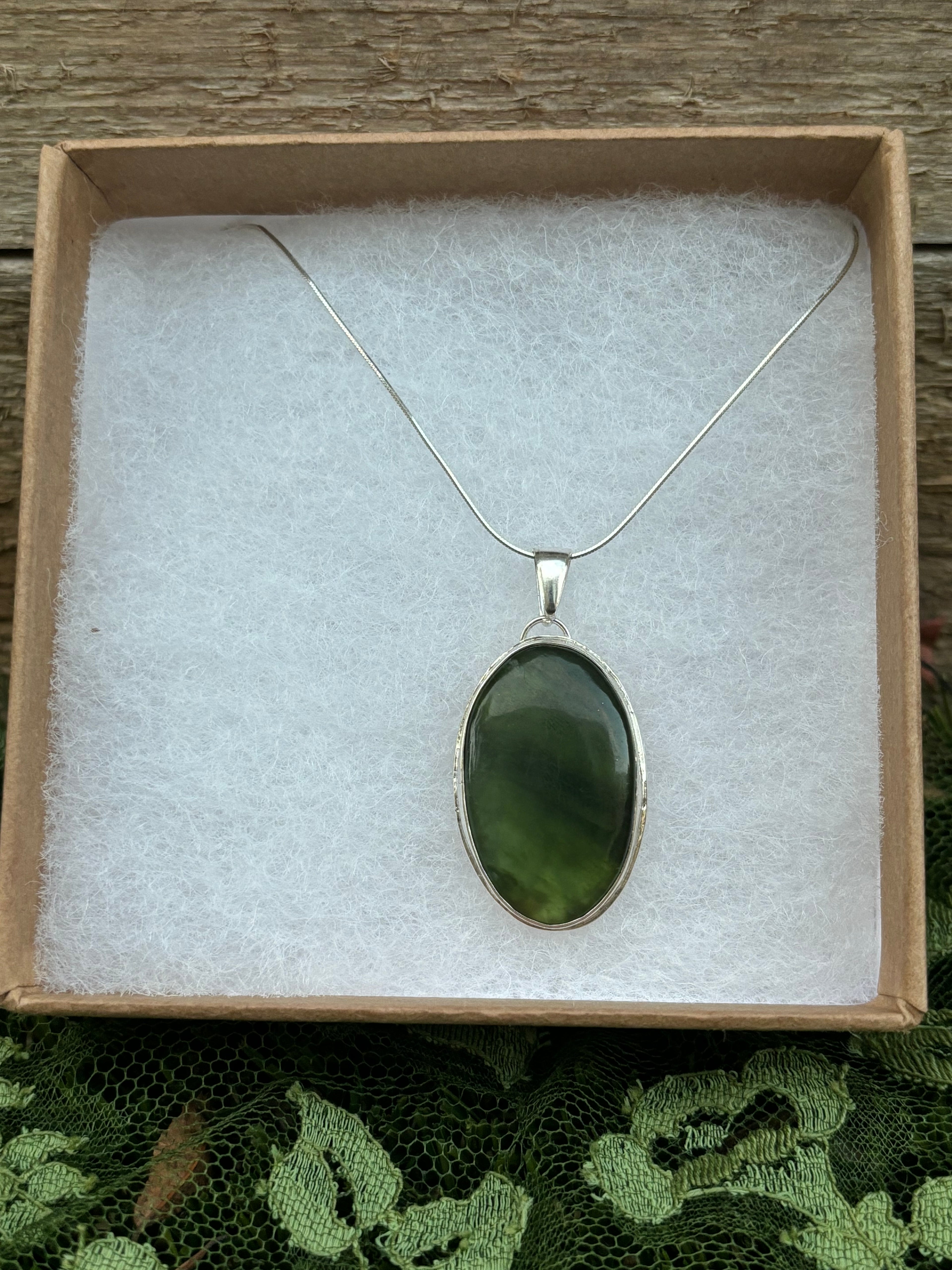 mossy cove pendant