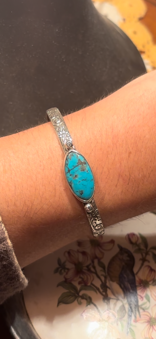 custom cuff
