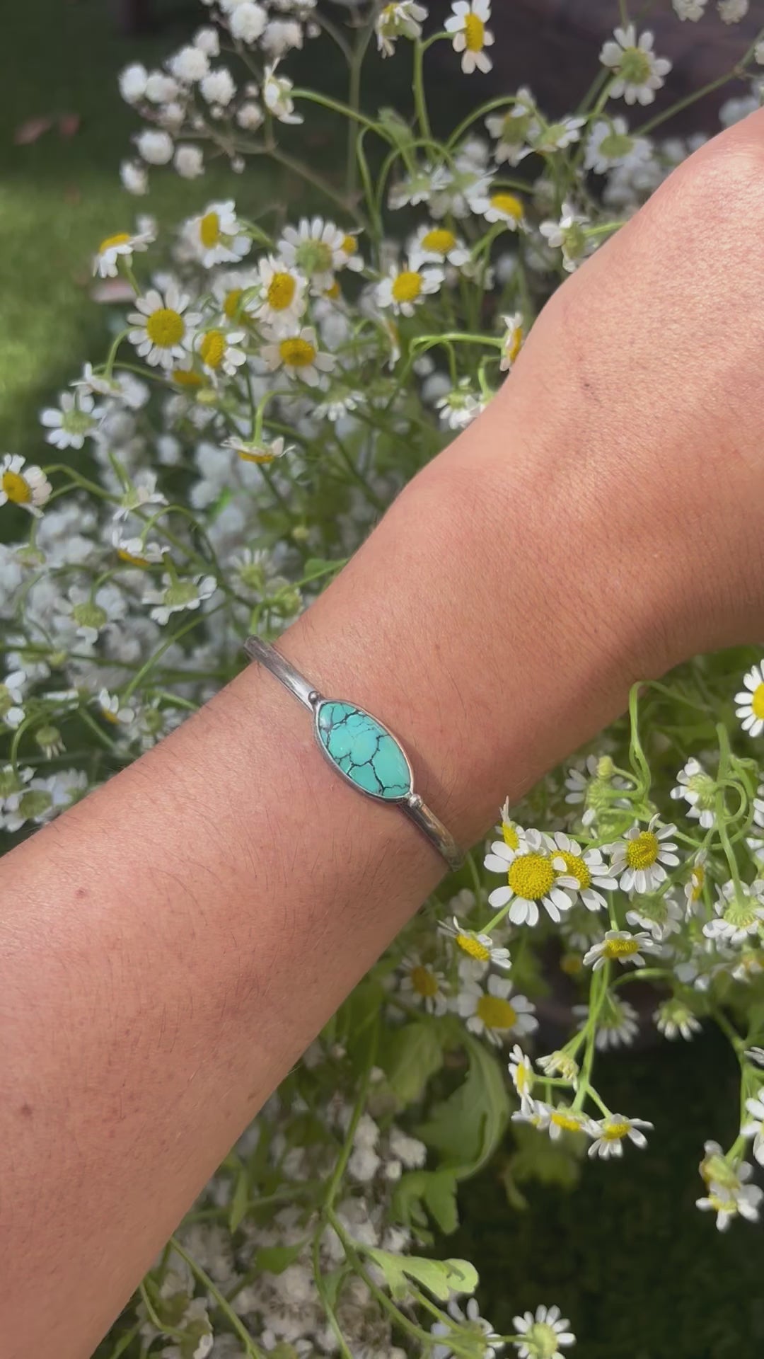 adjustable lightning cuff