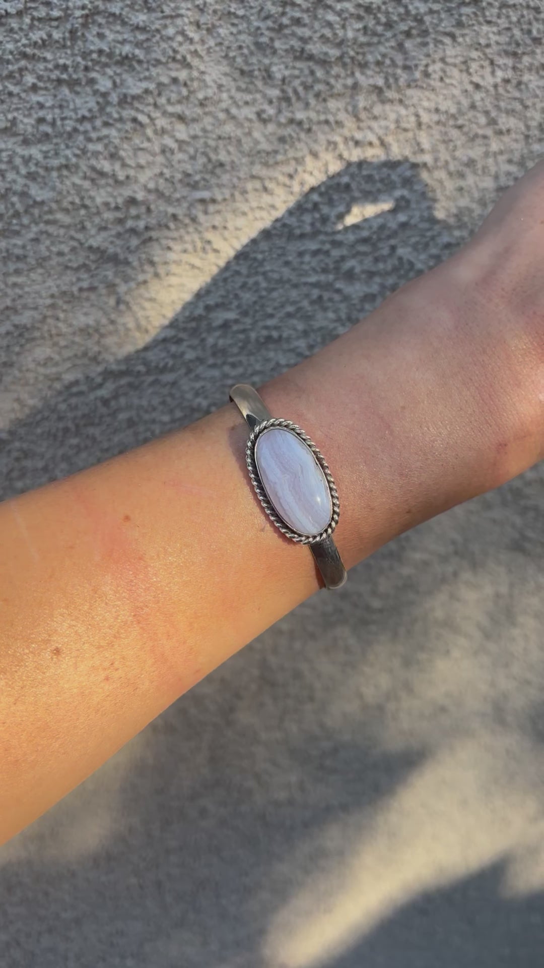 adjustable ripples cuff