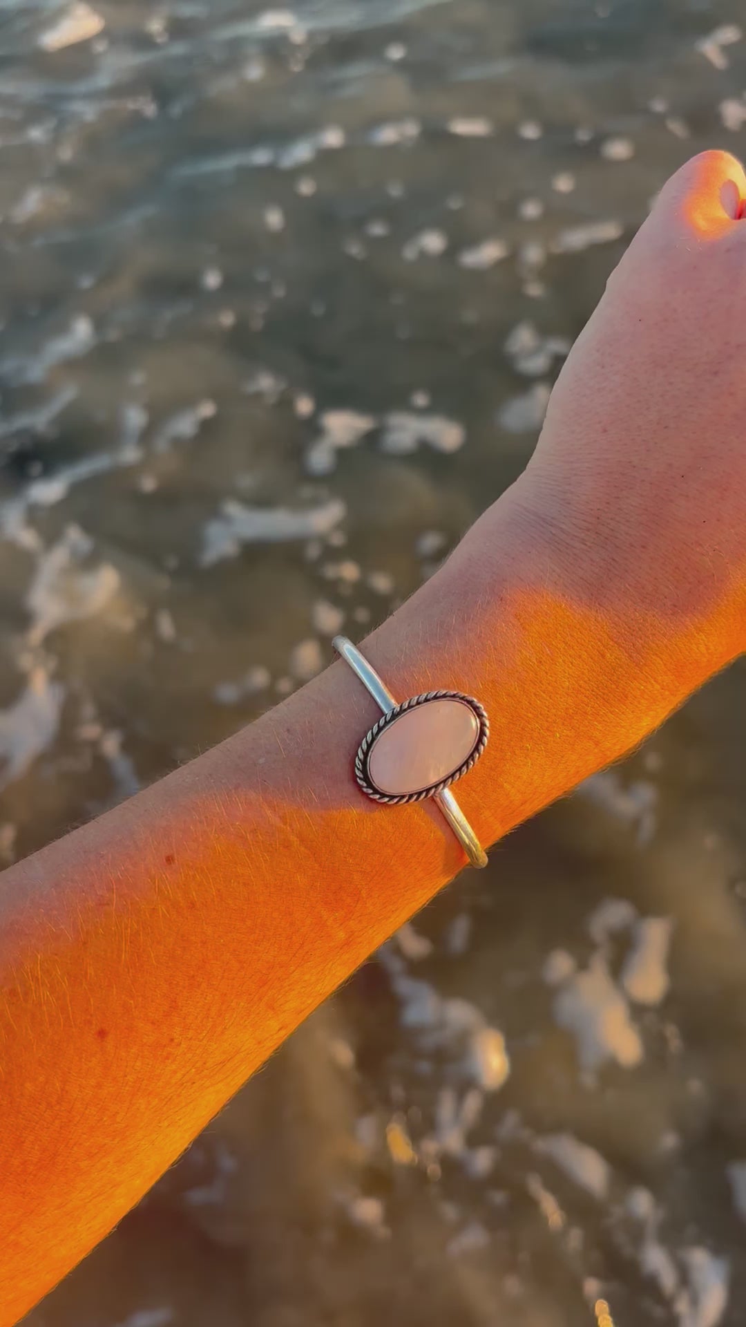 Lola Cuff